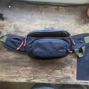 Roark Compadre Hipsack